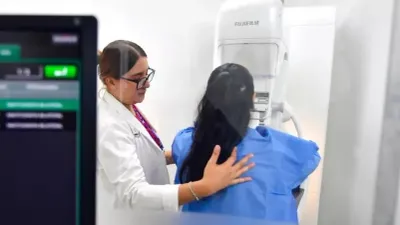 Ofrecen mastografías sin costo en cuatro centros comunitarios de Juárez