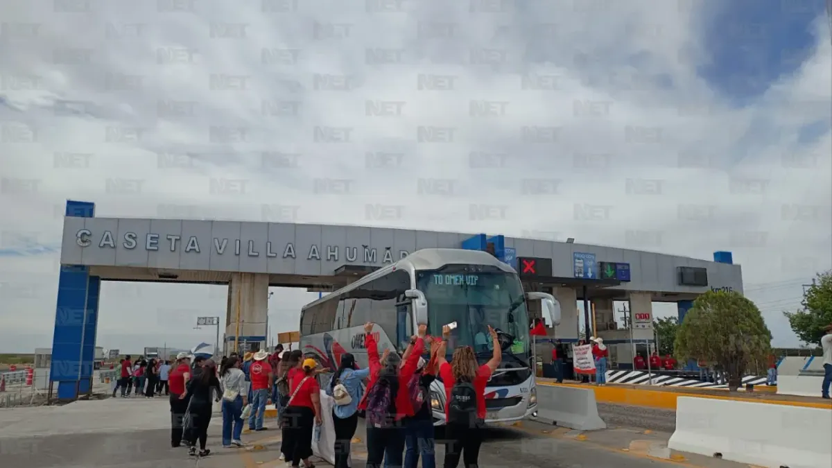 Maestros toman caseta de Ahumada en protesta por Ley del Issste