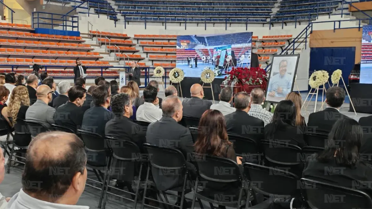 Realizan guardias de honor y homenaje póstumo a Marco Licón