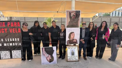 Rechaza familia de Nancy Vela hipótesis de FGE y exige investigar como feminicidio