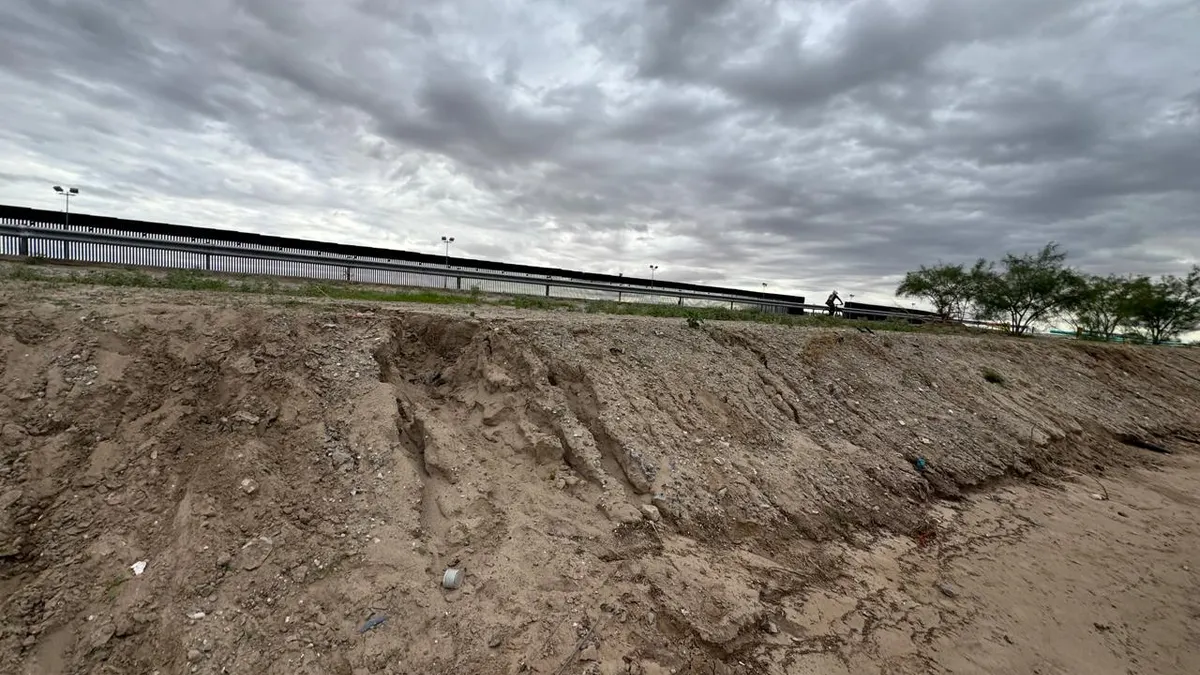 Desbordamiento del río Bravo deja al descubierto conchas y langostinos
