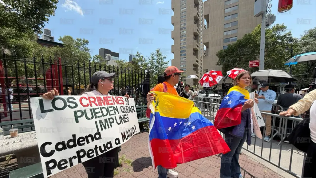 Comparece Nicolás Maduro ante corte de NY; fijan su juicio para 2027