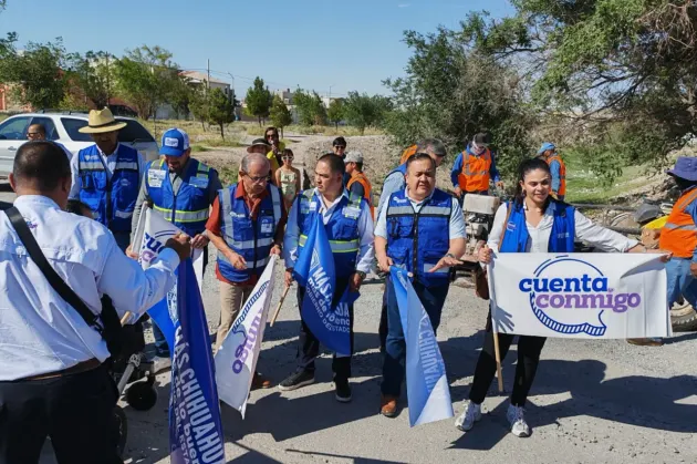 Recibe Oasis Revolución bacheo y apoyos escolares con programa estatal