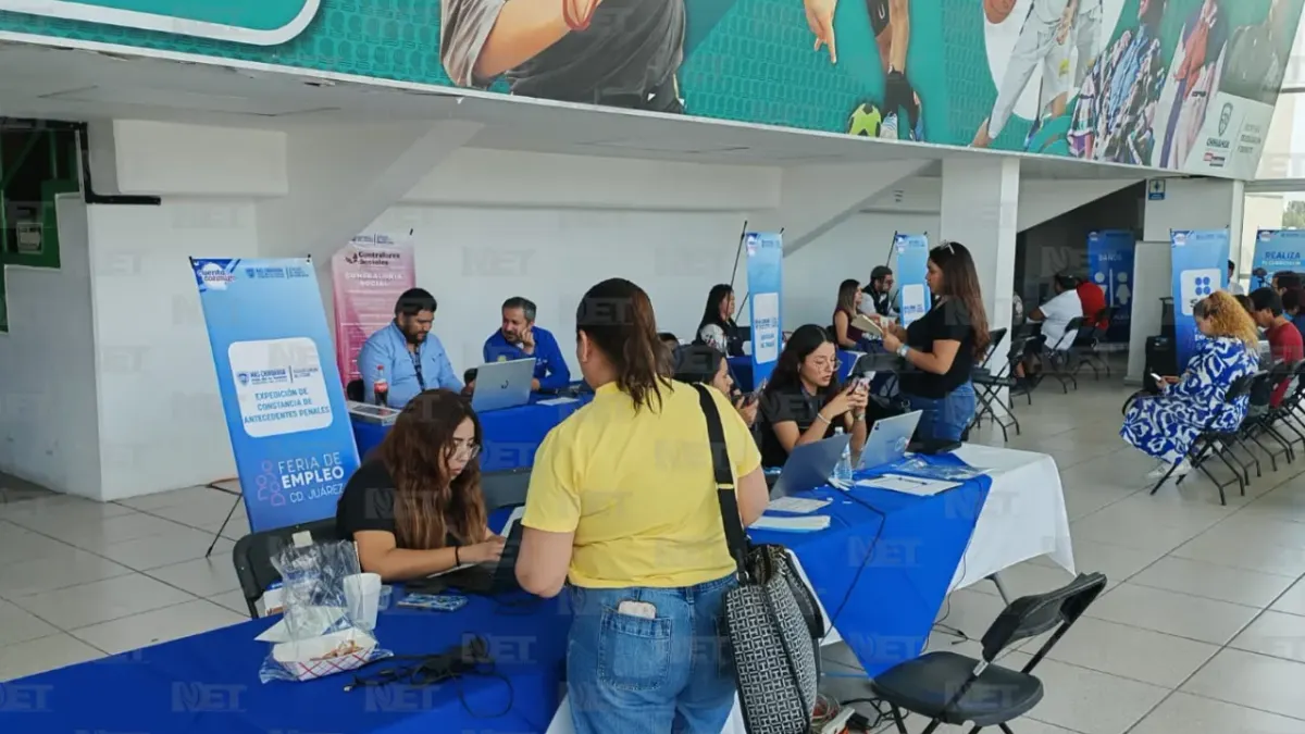 Acuden más de 2 mil personas a Feria del Empleo organizada por SEE