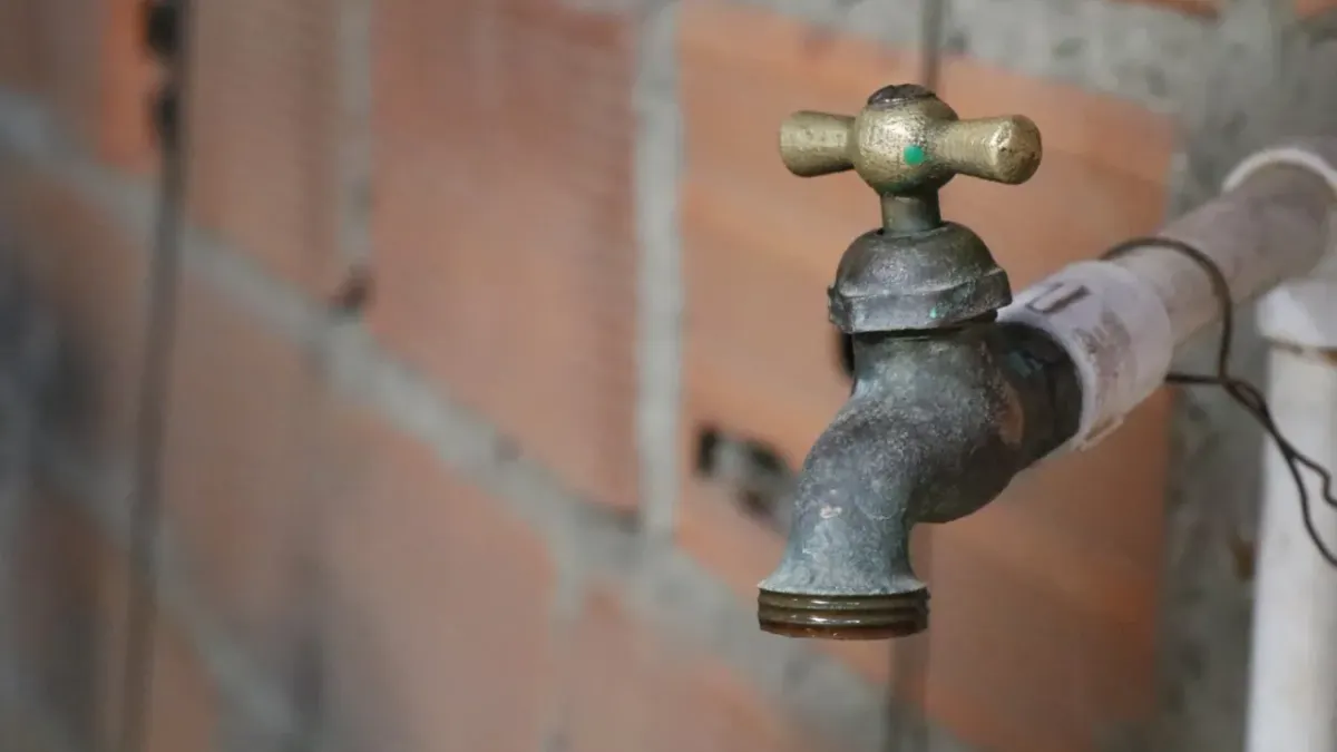 Suspenderá JMAS servicio de agua en varias colonias este martes
