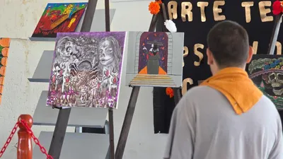 Presentan 22 obras de arte de internos del Cereso 1 en Chihuahua