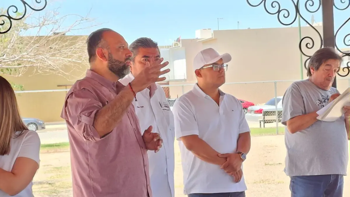 Anuncia alcalde apoyo y donación de árboles a vecinos de Colonial del Valle