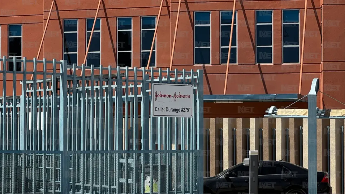 Evacúan maquiladora Johnson & Johnson por supuesta amenaza
