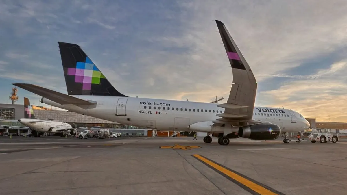 Aseguran que hombre que intentó secuestrar avión huía del crimen organizado