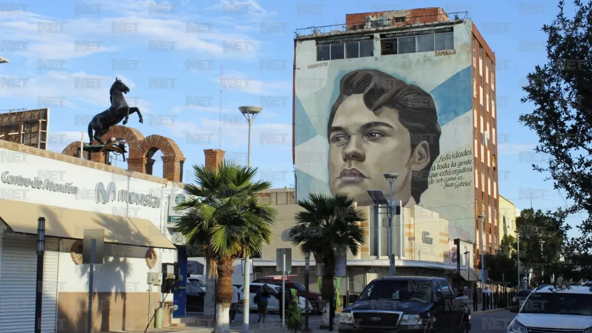 Hace 7 años Juan Gabriel inauguró su mural en la Juárez