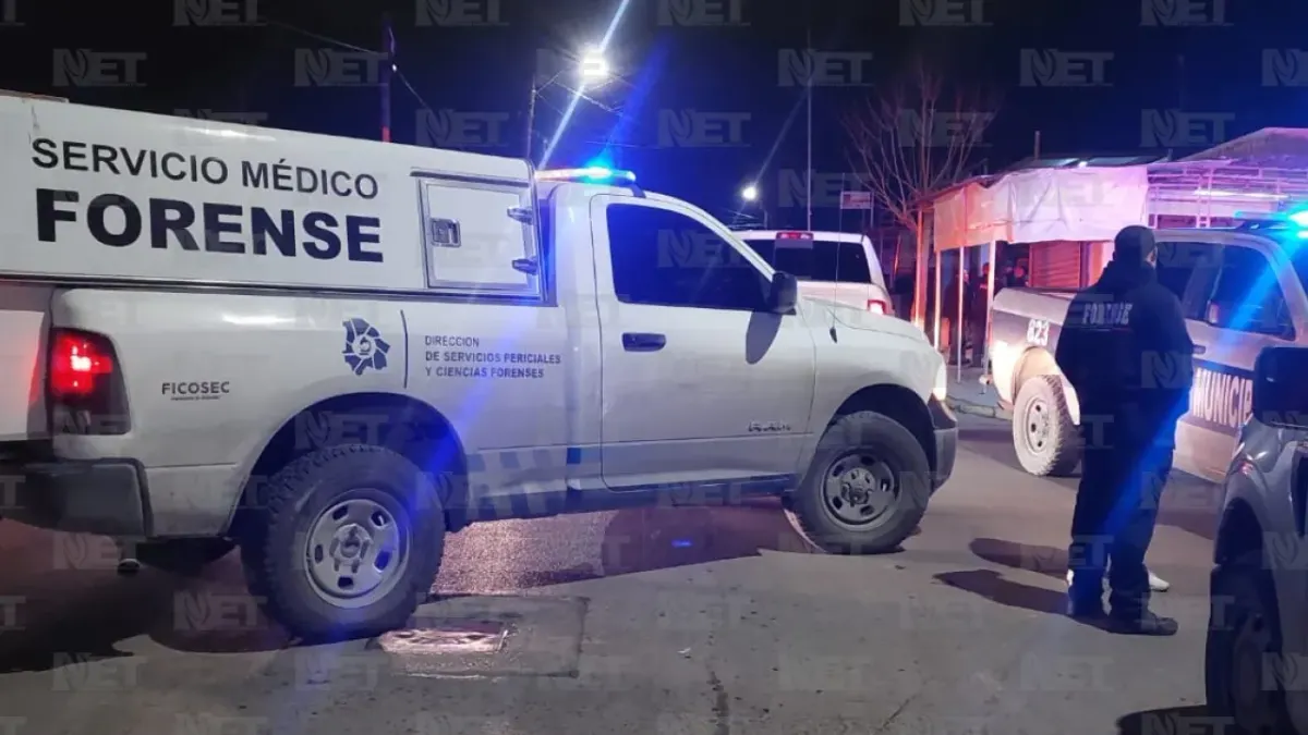 Se queda dormido en la calle, lo atropellan y muere