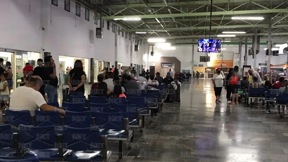 Comienzan juarenses éxodo vacacional