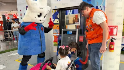 Inaugura Arco mini gasolinera interactiva en La Rodadora