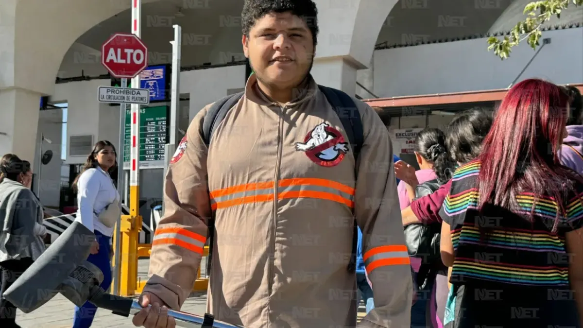 Halloween: Juarenses cruzan a El Paso para pedir dulces