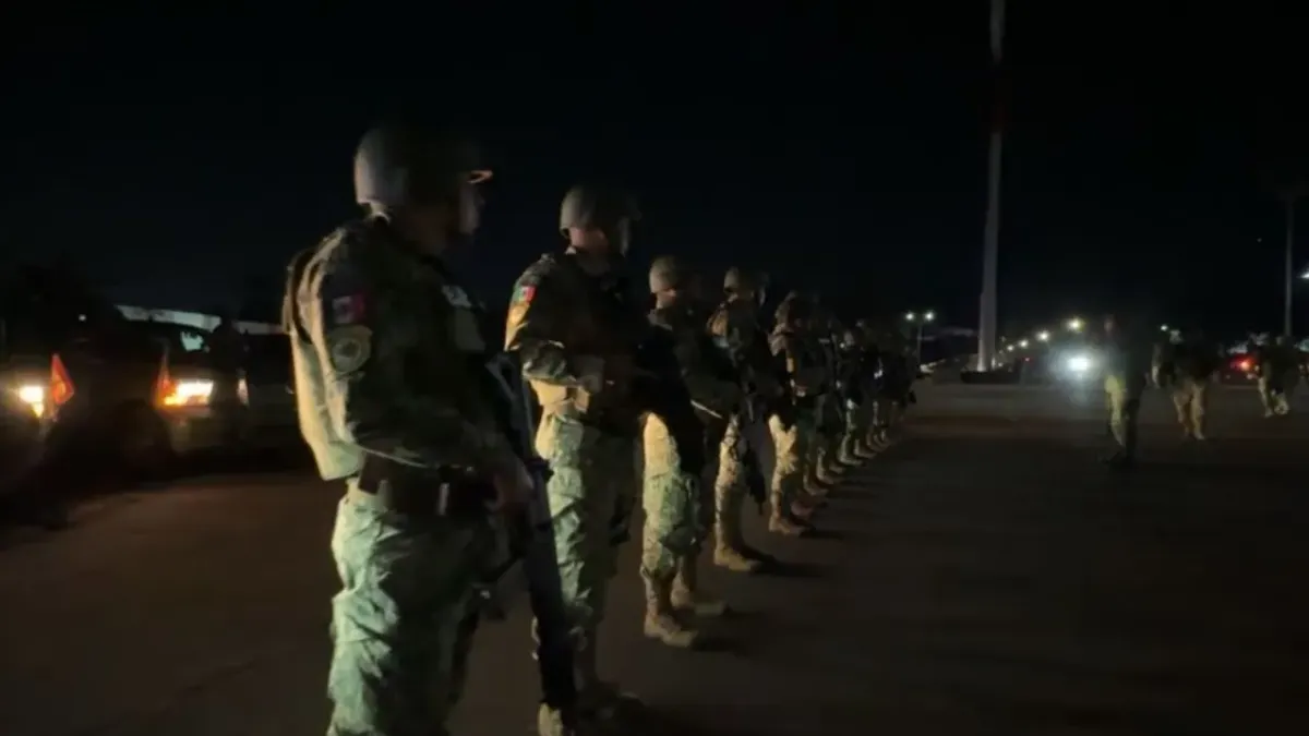 Viajan 10 mil soldados mexicanos a la frontera con Estados Unidos