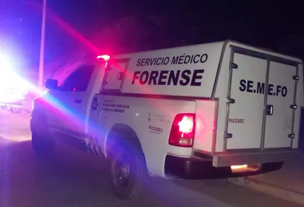 Dejan cuatro cadáveres junto a narcomensaje en las afueras de Ciudad Juárez