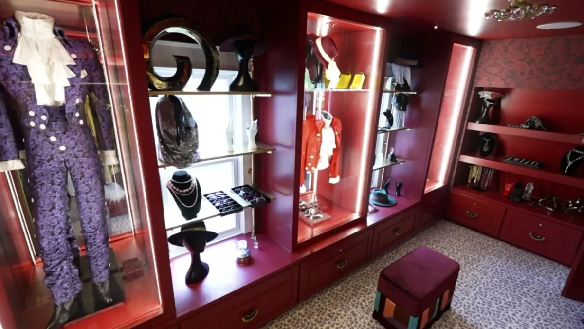 Lanzan en Airbnb mansión de Prince en la película 'Purple Rain'