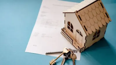 Abre Infonavit convocatoria para jóvenes que buscan comprar su primera casa