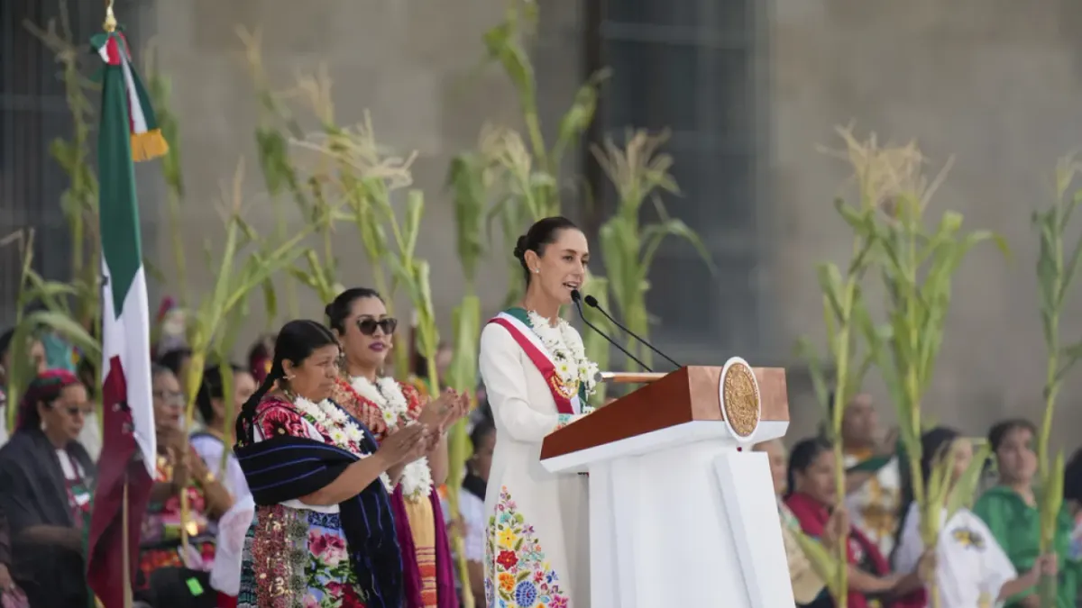Luces, cámara, acción: arrancan las mañaneras de Sheinbaum en México