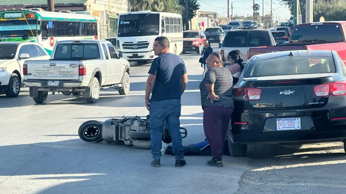Motoneta atropella a mujeres en la Carlos Amaya