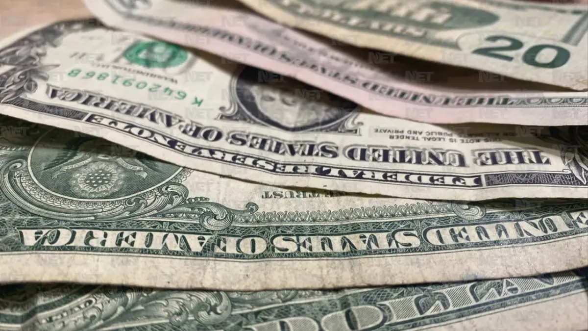 Cae el dólar; así cotiza
