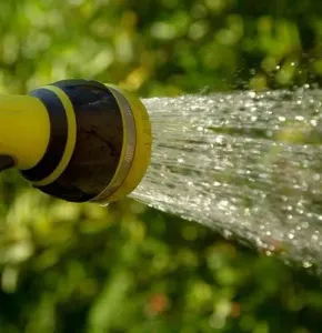 Refuerza JMAS sanciones por uso indebido de agua en Juárez