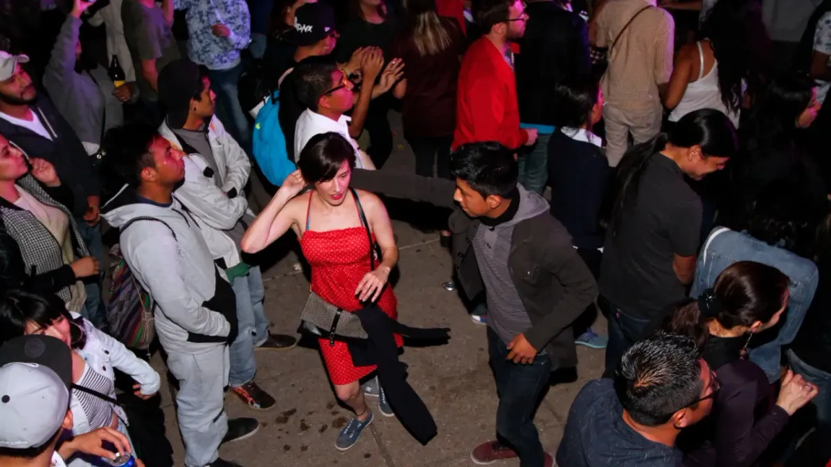 Riña en baile sonidero termina en balacera con 11 heridos en CDMX