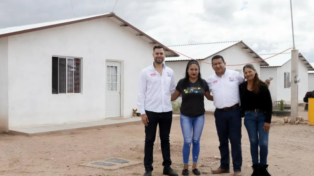 Beneficia Coesvi a familias en Janos con Apoyos Sociales en vivienda