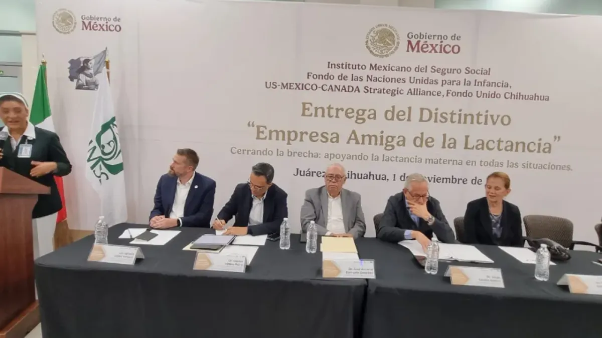 Entrega IMSS distintivo 'Empresa Amiga de la Lactancia Materna'