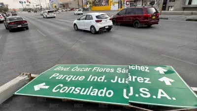 Vientos derriban señalamiento vial en avenida López Mateos