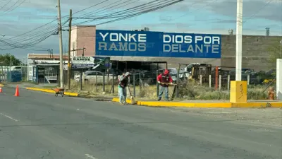 Realizan trabajos de mantenimiento en la avenida Tecnológico