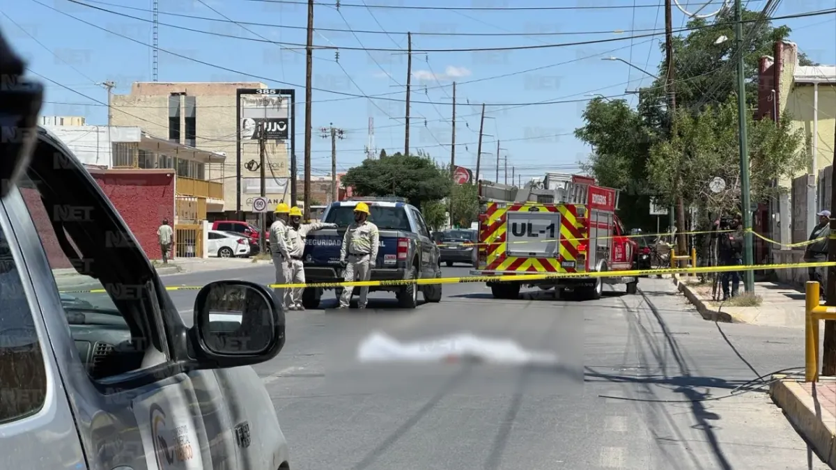 Cae y muere trabajador de compañía de cable; detienen a chofer