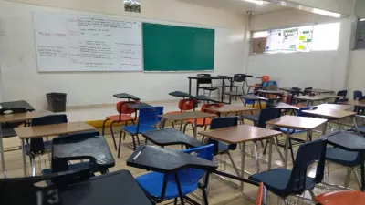 Buscan espacio para estudiantes que no alcanzaron lugar en prepa