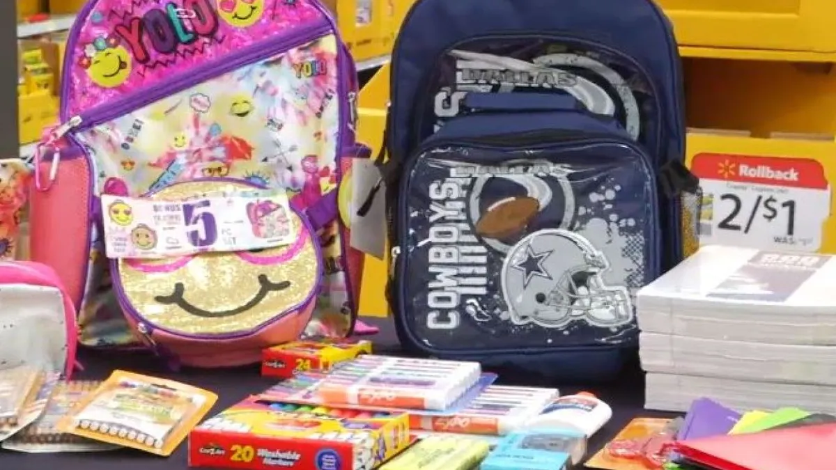 Paseños realizan compras en el fin de semana libre de impuestos