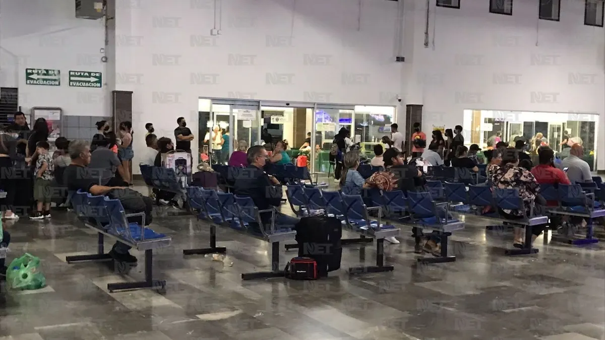 Comienzan juarenses éxodo vacacional