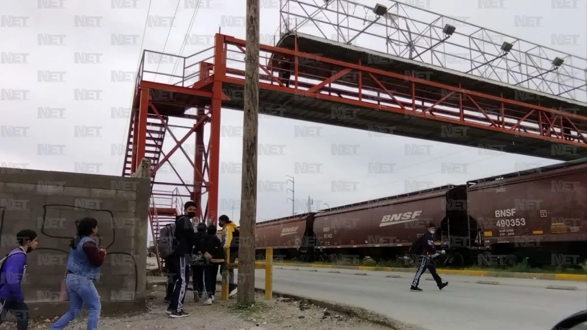 En el olvido puentes peatonales de Ciudad Juárez