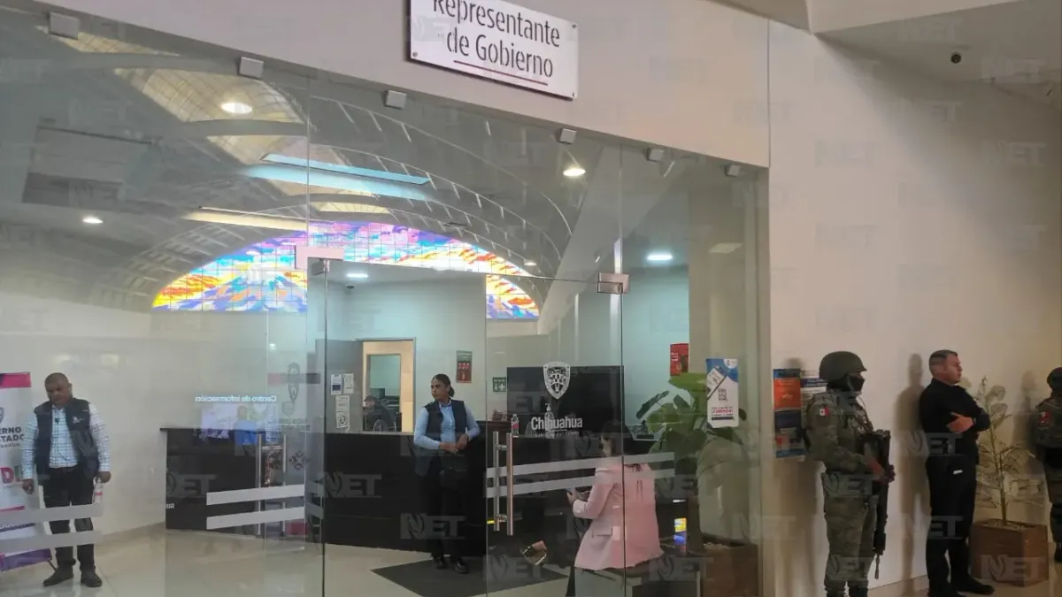 Encabeza gobernadora Mesa de Seguridad en Pueblito Mexicano