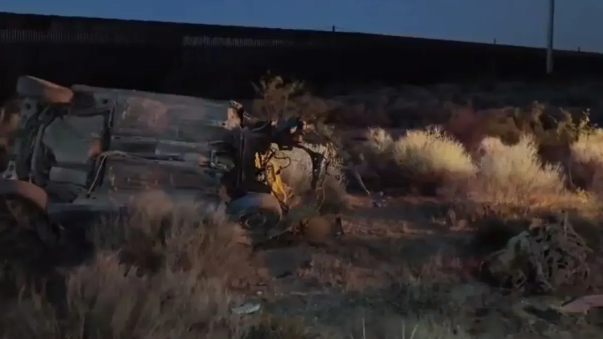 Muere una joven tras volcadura en la carretera a Anapra