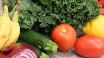Estos alimentos podrían ayudarte a envejecer más lentamente, según expertos