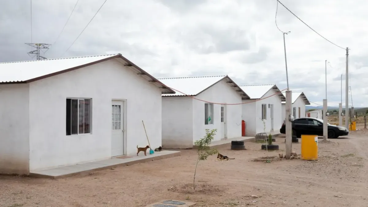Beneficia Coesvi a familias en Janos con Apoyos Sociales en vivienda