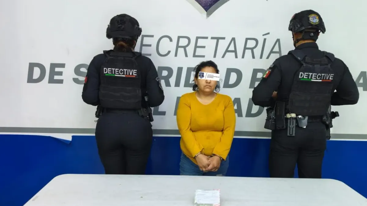 Rastrea Centinela auto sospechoso y termina con una detenida por fentanilo