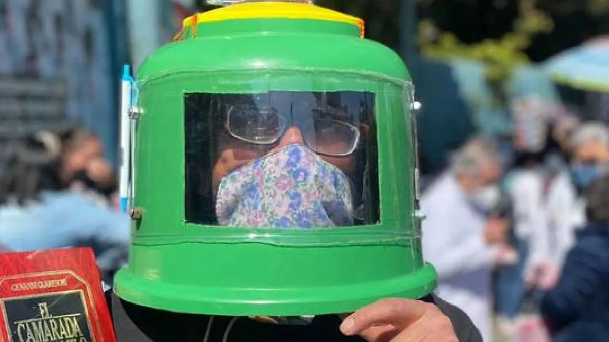 Mexicano crea ‘casco anticovid’