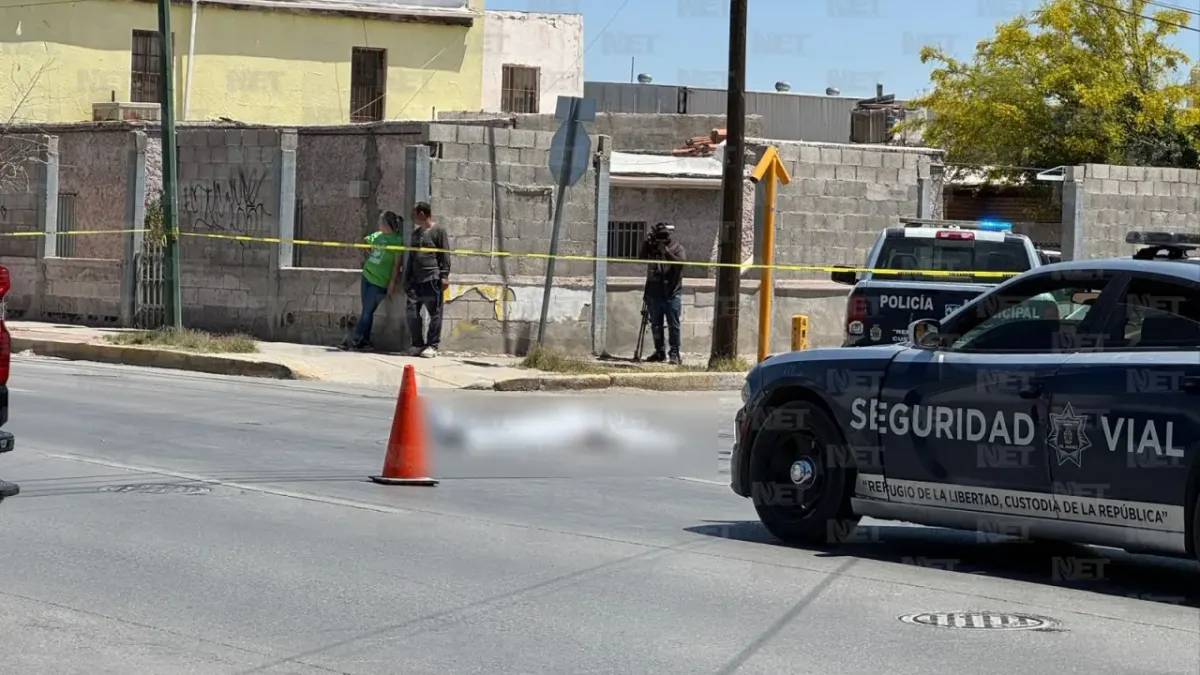Cae y muere trabajador de compañía de cable; detienen a chofer