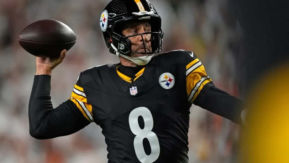 Confirma Steelers continuidad de Aaron Rodgers por un año