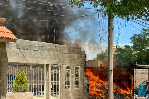 Incendio en casa abandonada moviliza a Bomberos en Parajes de Oriente