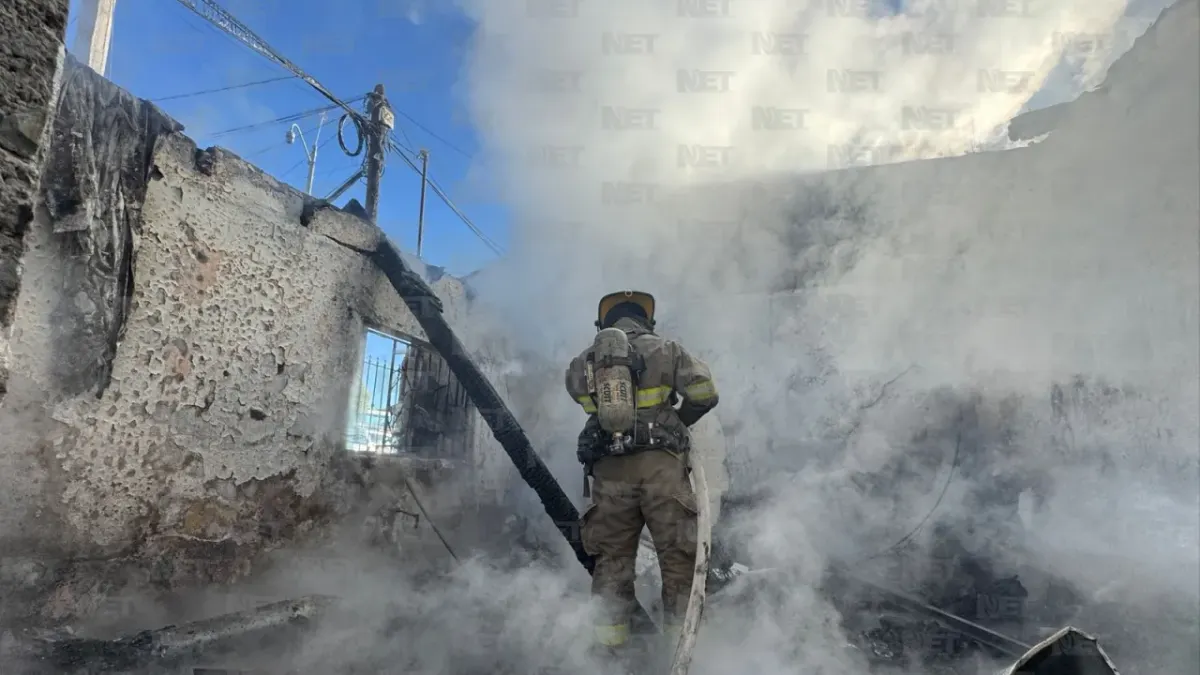 Se incendia casa en la colonia Lucio Cabañas