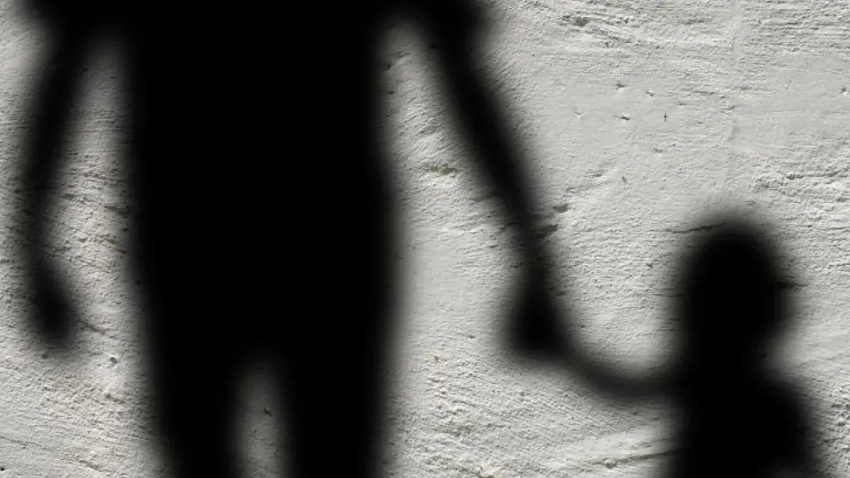 Madre denuncia abuso en kínder y exige justicia en Mexicali