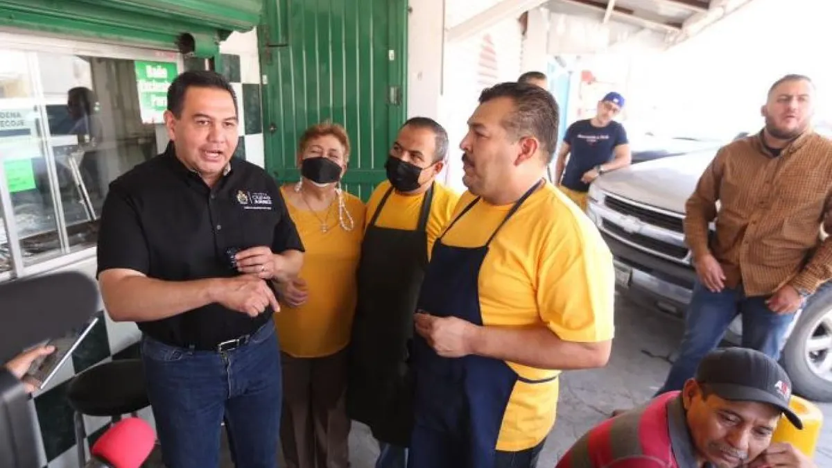 Promueve alcalde economía de negocios locales