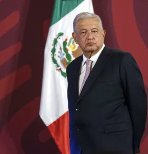 Denuncia AMLO intervencionismo de EU y acusa planes para debilitar a Morena