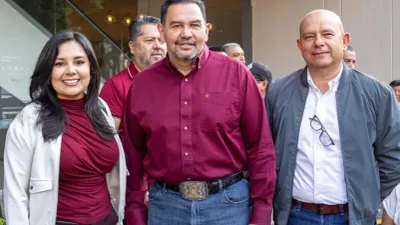 Arriban chihuahuenses al Congreso Nacional de Morena para elegir dirigencia